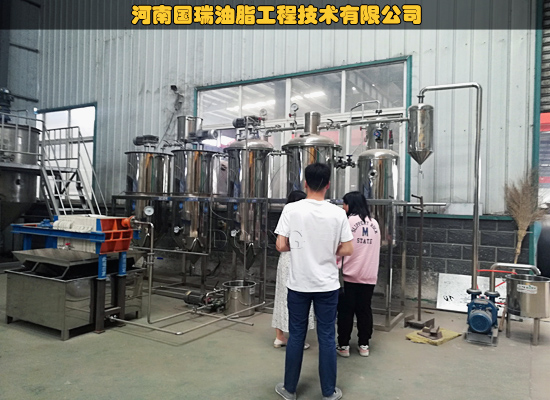 欢迎北京客户来访考察大豆油生产设备
